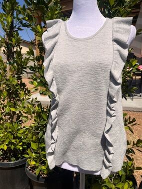 Madewell sleeveless top women’s heather grey ruffle top small cotton